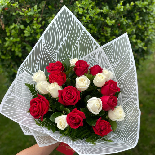 Buquê Amor em 2 Tons - 20 Rosas