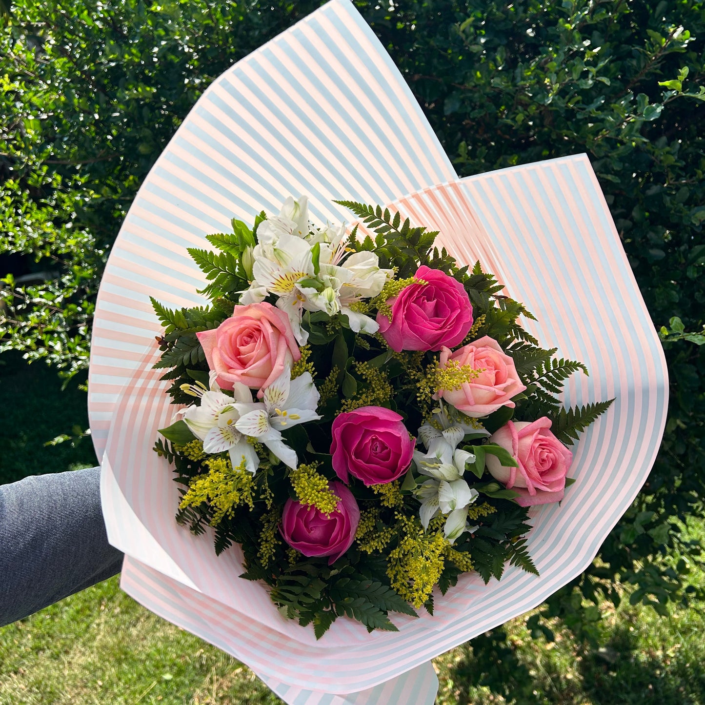 Buquê de 6 Rosas Cor de Rosa