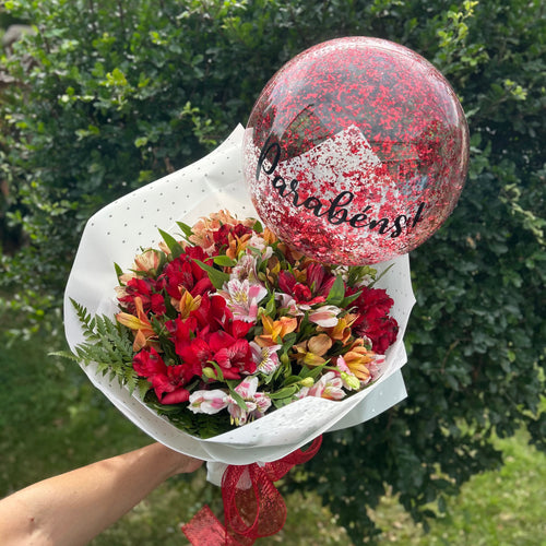 Buquê Elória + Balão “Parabéns”