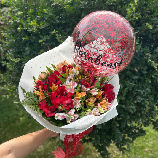 Buquê Elória + Balão “Parabéns”
