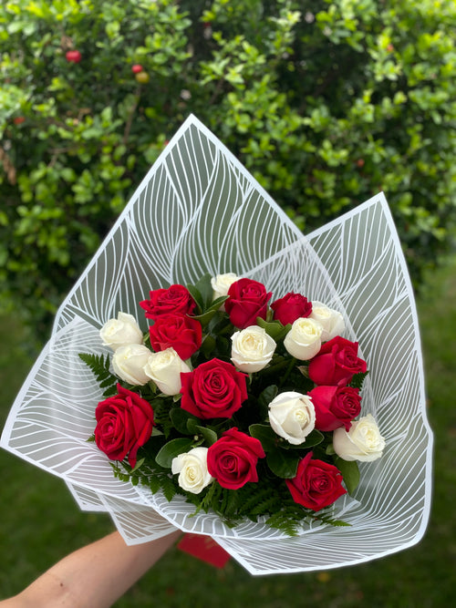 Buquê Amor em 2 Tons - 20 Rosas